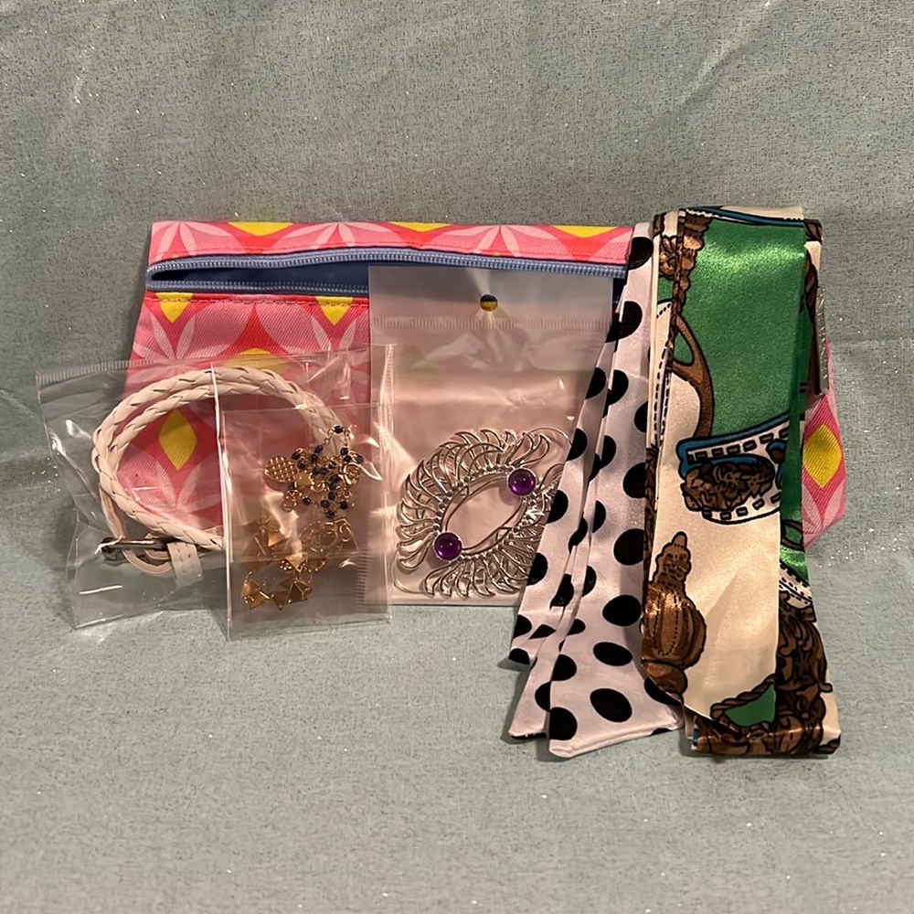 TWILLY Bundle with Jewelry!